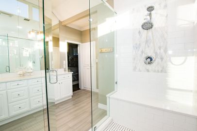  SCENIC LOOP BATHROOM